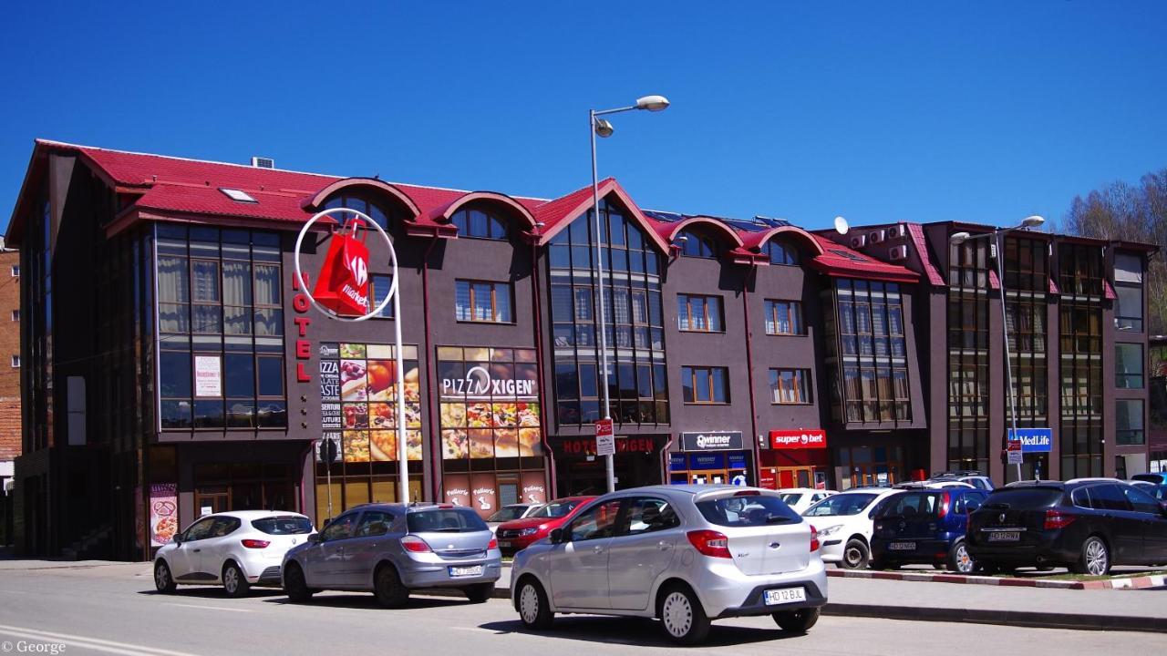 Hotel Oxigen Petroşani Екстериор снимка