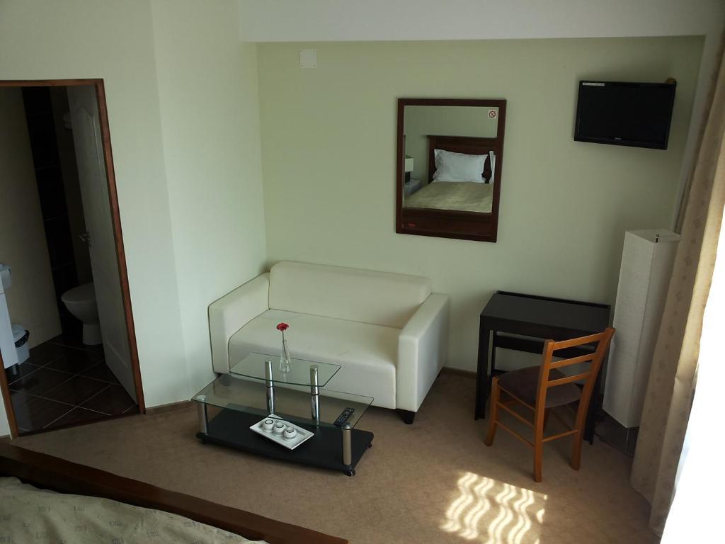 Hotel Oxigen Petroşani Стая снимка