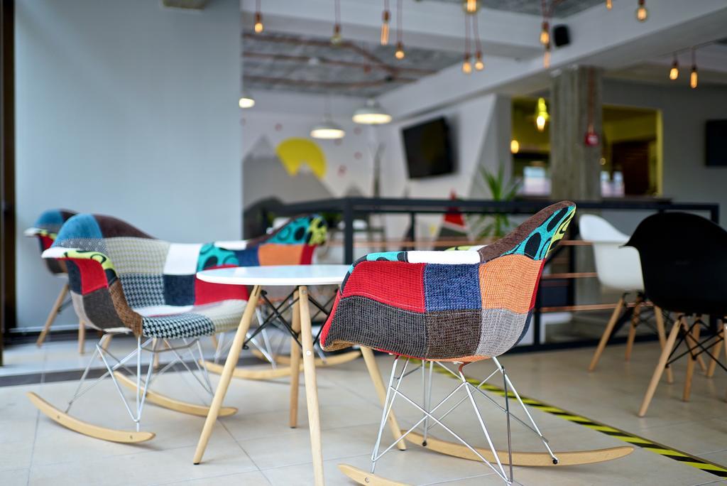 Hotel Oxigen Petroşani Екстериор снимка